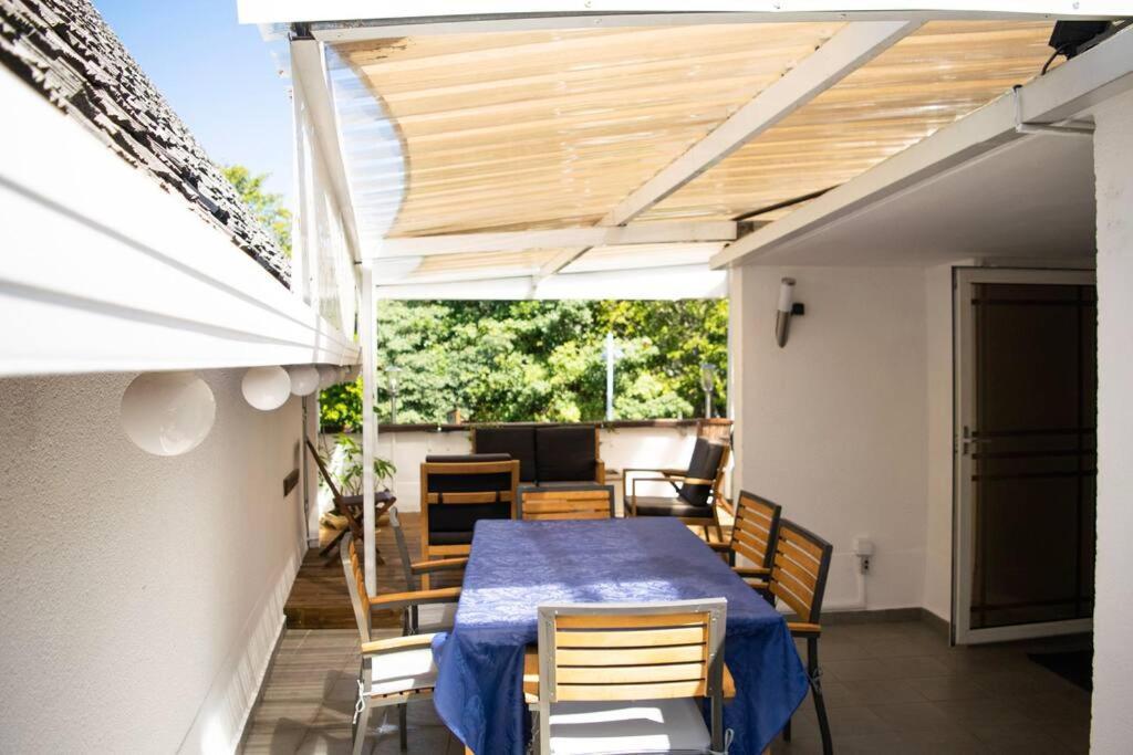 Le Flamboyant Apartment Saint-Gilles-les-Bains Exterior photo